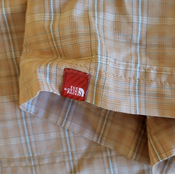 THE NORTH FACE TNF Men's Medium S/S Shirt Orange - Picture 2 of 4
